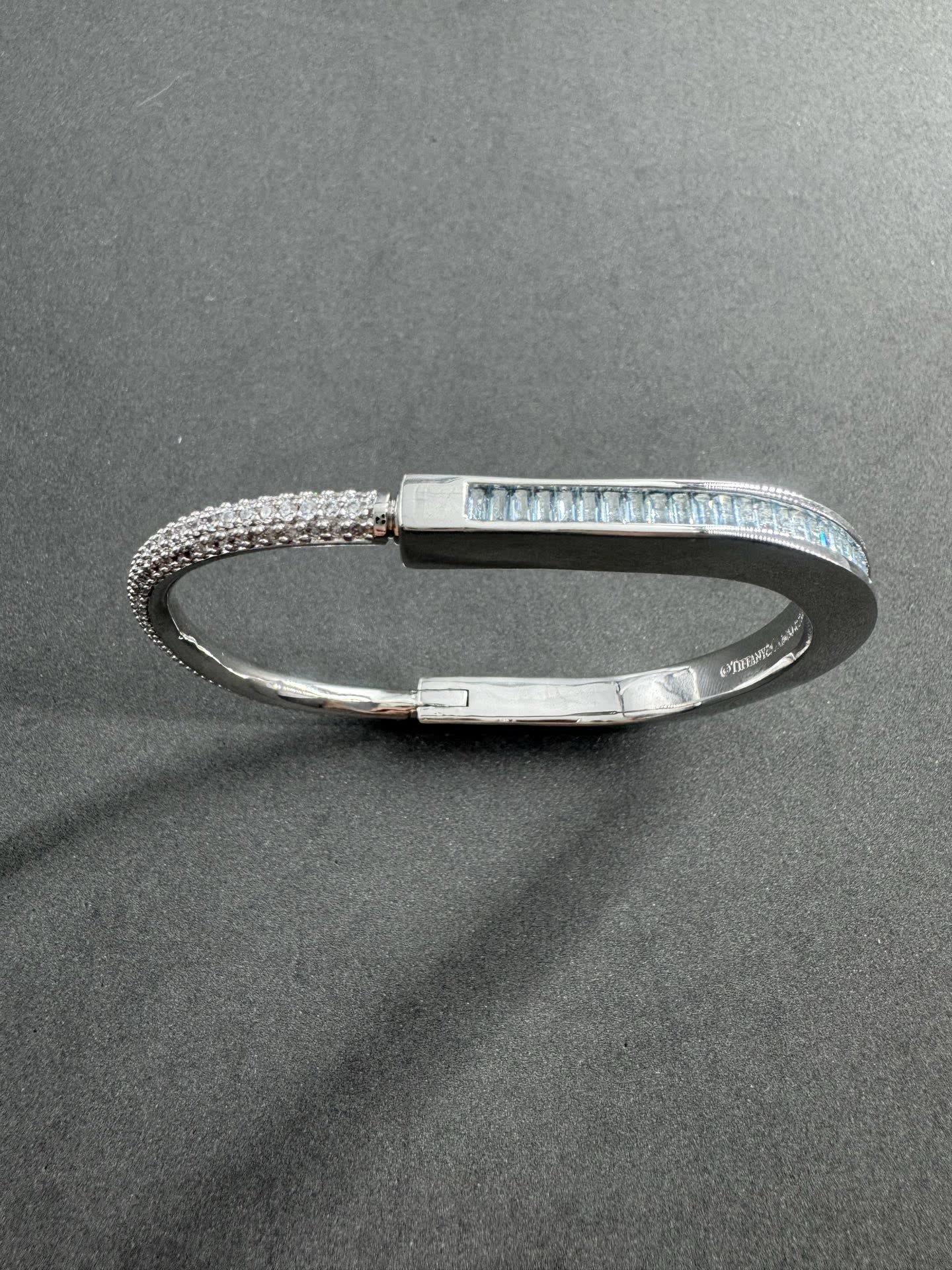 Tiffany & Co Happy Diamonds Bangle Bracelet